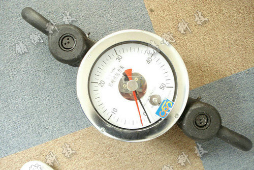 機(jī)械式測力計